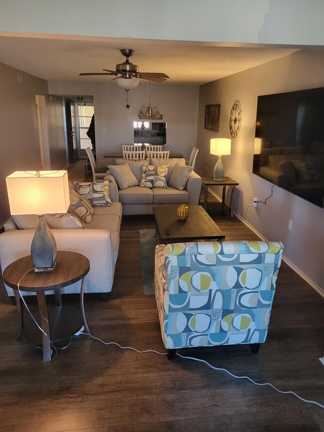 Foto del edificio - 4191 Heron Way