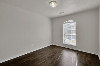 Building Photo - 22 Belcarra Pl