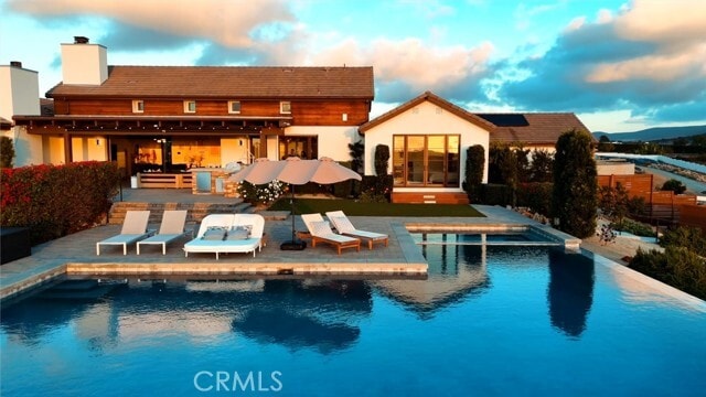 Foto del edificio - 16582 Rio Vista Rd