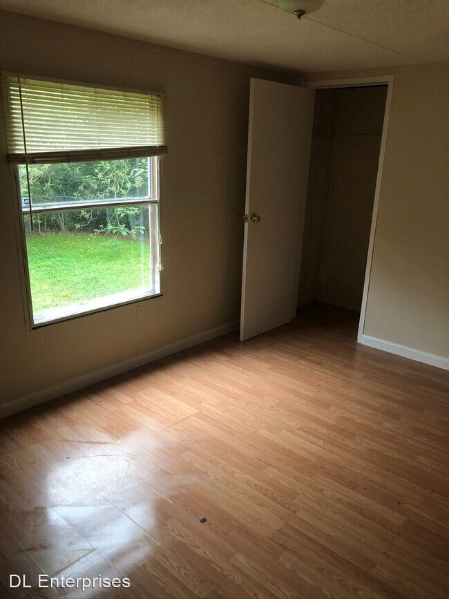 Foto del edificio - 3 br, 2 bath House - 1605 N. Chamberlain Ave.