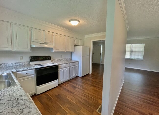 Foto del edificio - Large 2 bedroom/2 bath in Karns