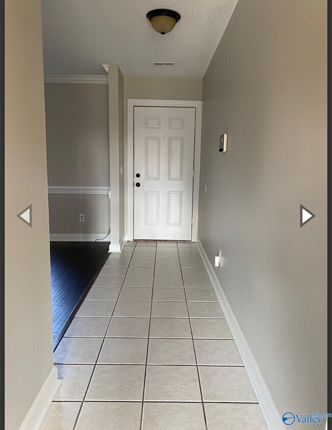 Building Photo - 110 Emory Dr