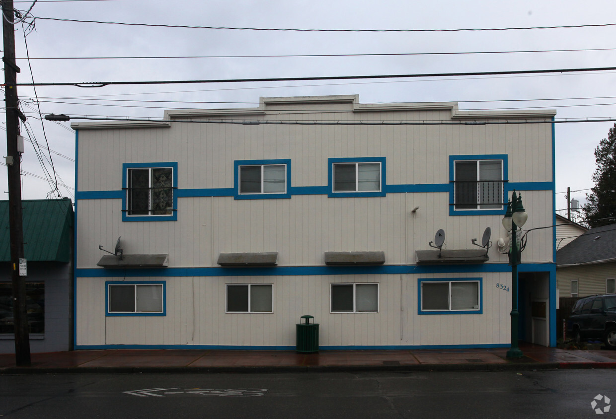 Building Photo - 8324 S Park Ave