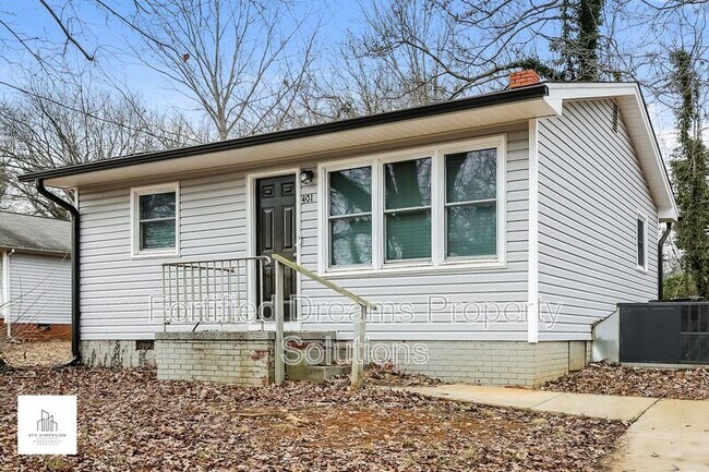 Building Photo - 401 Hobson St