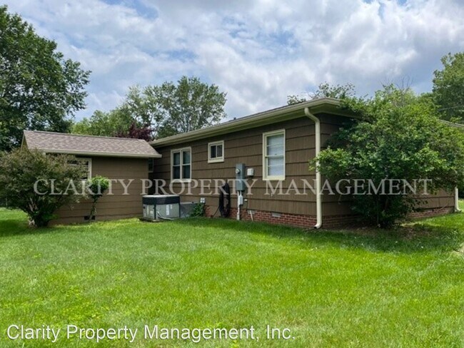 Building Photo - 2 br, 1 bath House - 908 Steed St NW