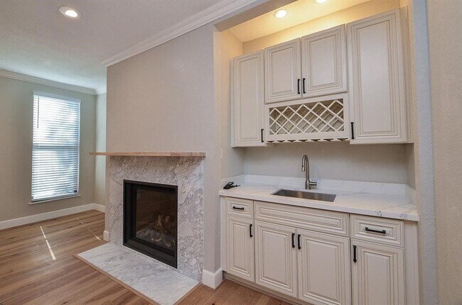 Building Photo - 15735 Tanya Cir