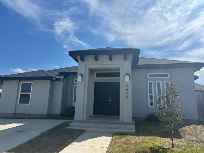 Building Photo - 5608 Palestine Dr