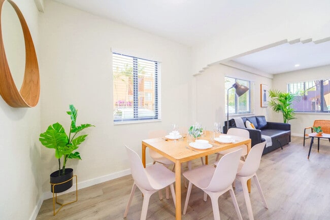 Foto del edificio - 700 SW 11th Ave