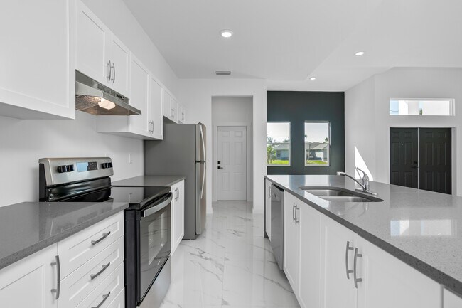 Foto del edificio - 515 NW 7th Pl