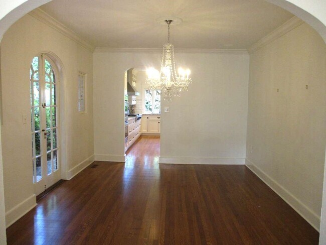 Foto del edificio - Stunning 4 Bedroom Home in North End Tacoma
