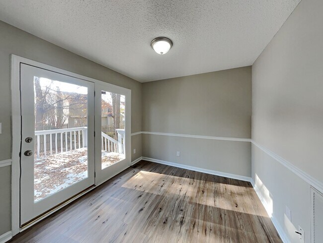 Foto del edificio - 3617 Abercromby Dr