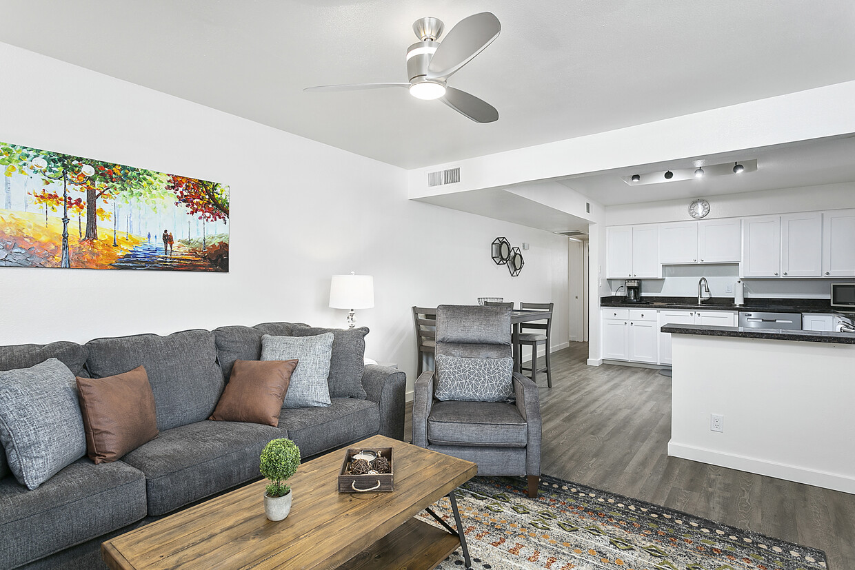 Primary Photo - 3421 N Paiute Way