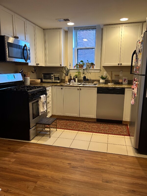 Foto del edificio - 615 W Hancock St