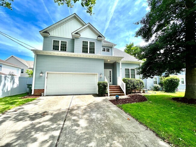 Foto del edificio - 4 bedroom home in Oceanview, Norfolk