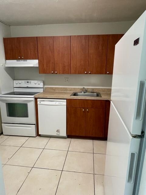 Building Photo - 7901 S Colony Cir