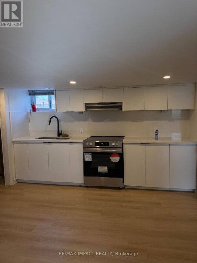 Building Photo - 20 Gillrie Ct