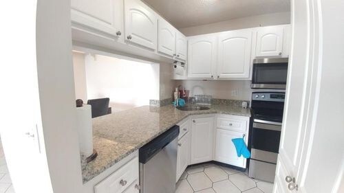 Foto del edificio - 608 Sea Pine Way