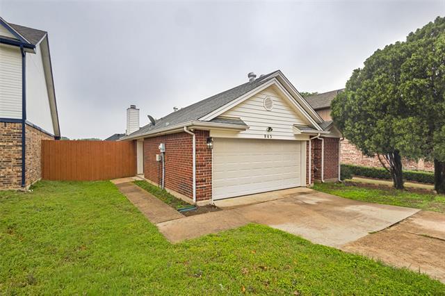 Foto del edificio - 945 Ramblewood Dr