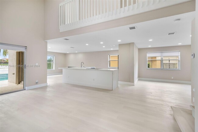 Building Photo - 2098 SW 175th Ave