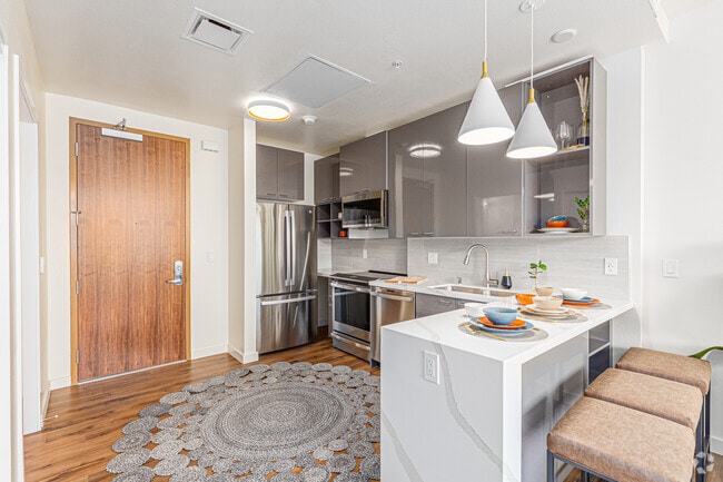 1BR, 1BA - 573SF - Kitchen - Casa Estilo