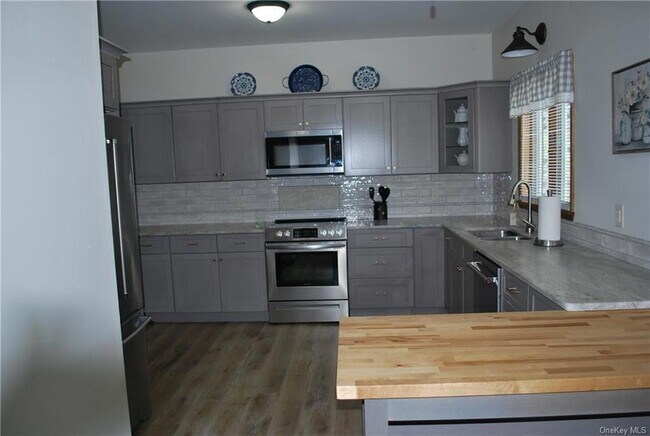 Foto del edificio - 25 Hathorn Rd