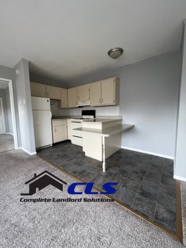 1302 W Sycamore St Unit 33, Kokomo, IN 46901 Condo for Rent in Kokomo