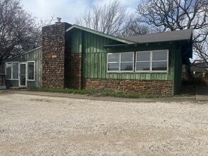 Building Photo - 12253 Clyde Carnes Rd