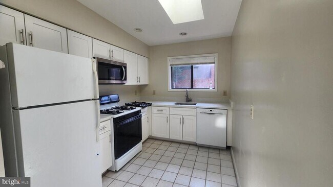 Foto del edificio - 236 E Taylor Run Pkwy