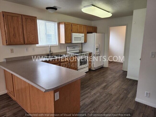 Foto del edificio - no deposit option available for qualified ...