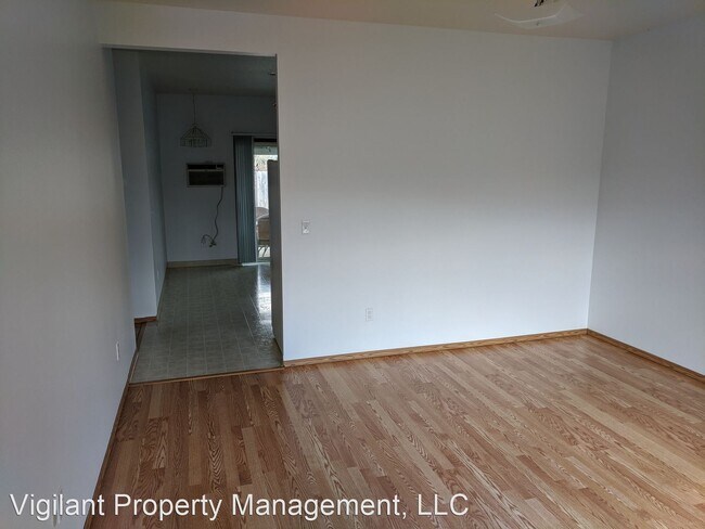 Foto del edificio - 3 br, 2 bath House - 12422 NE 19TH ST