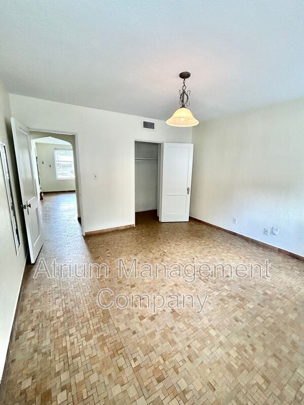 Foto del edificio - 620 Florida St