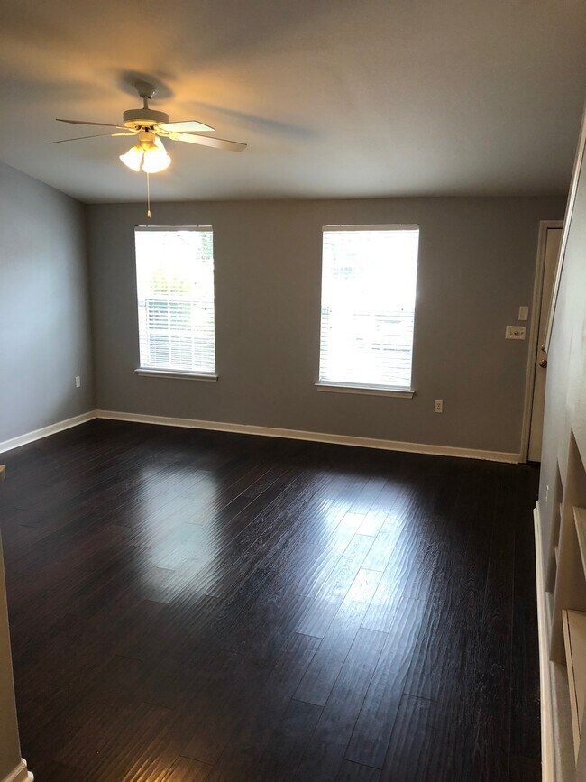 Living Room - 18 Guinevere Ln