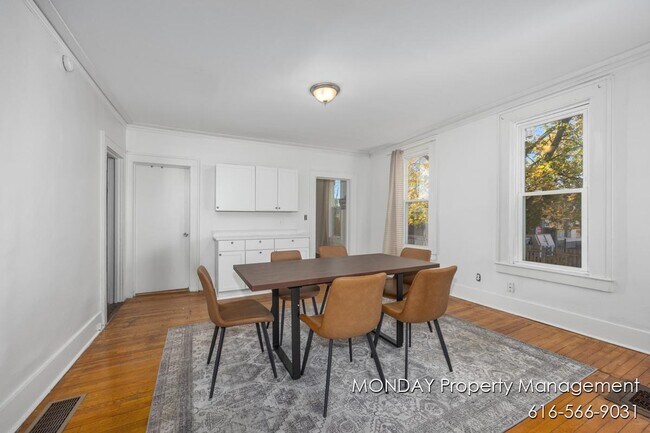 Foto del edificio - 263 W Muskegon Ave