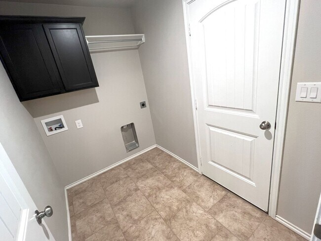 Foto del edificio - **BEAUTIFUL WINDSTONE AT UPLAND HOME**