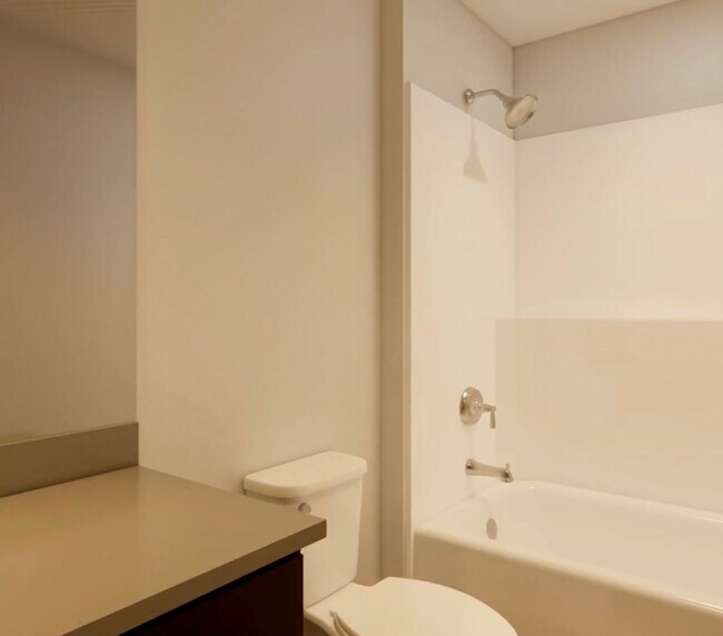 Foto del edificio - Summit Units: 2 Bedrooms 2 Bathrooms