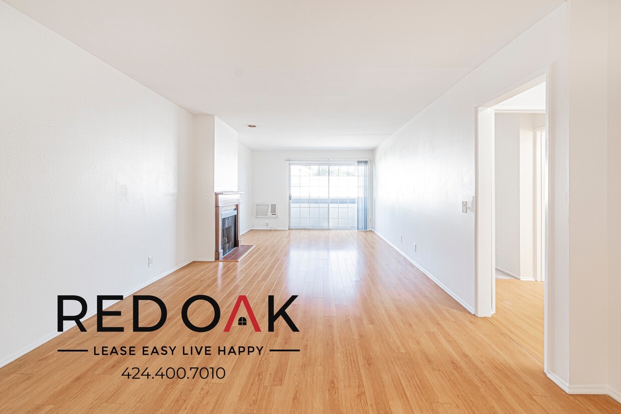 Primary Photo - 10201 Woodbine St