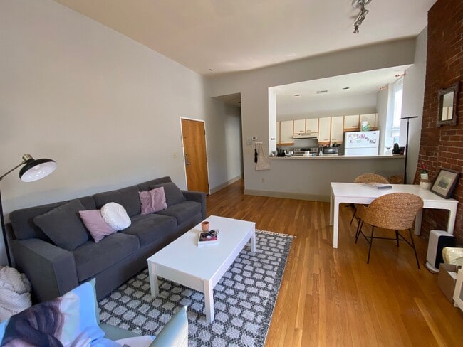 Photo - 42 Worcester Sq Apartment