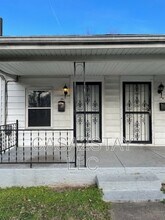 Building Photo - 1129 Lincoln Ave