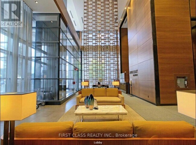 Photo du bâtiment - 5 Sheppard Ave E