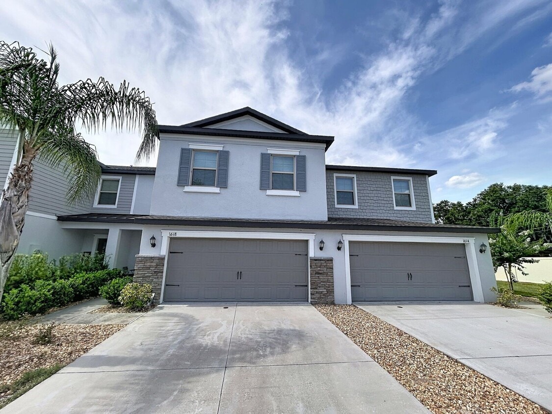 Photo - 1618 Roseville Street