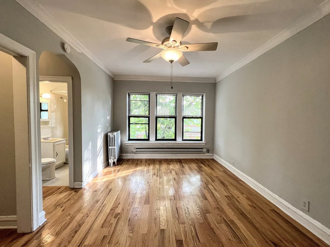 Foto del edificio - 4610 N Paulina St