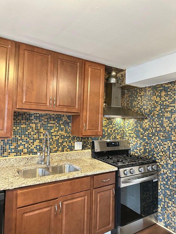 Foto del edificio - 7861 Nordica Ave