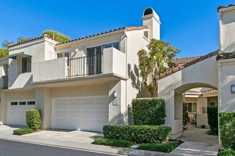 Building Photo - 79 Fleurance St