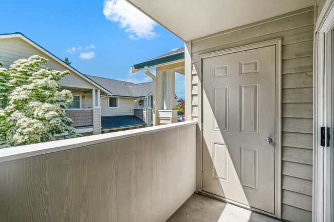 2 Bed 2 Bath Standard - 844 Sq Ft - Westmall Terrace Apartments