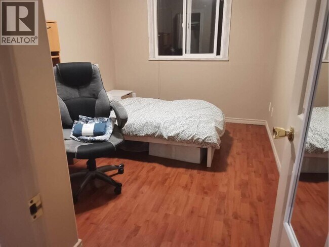 Photo du bâtiment - 15XX E 36th Ave