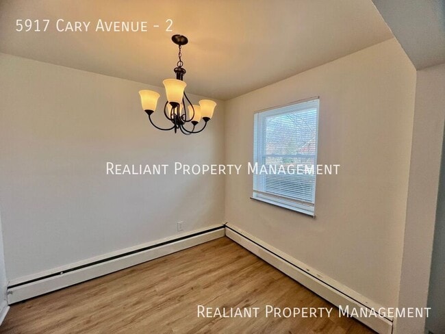 Foto del edificio - 5917 Cary Ave