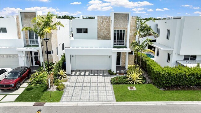 Foto del edificio - 10330 NW 68th St