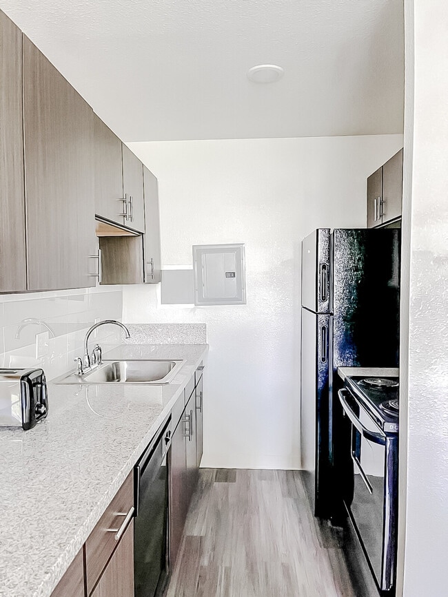 Foto del edificio - 2515 Burnet Ave