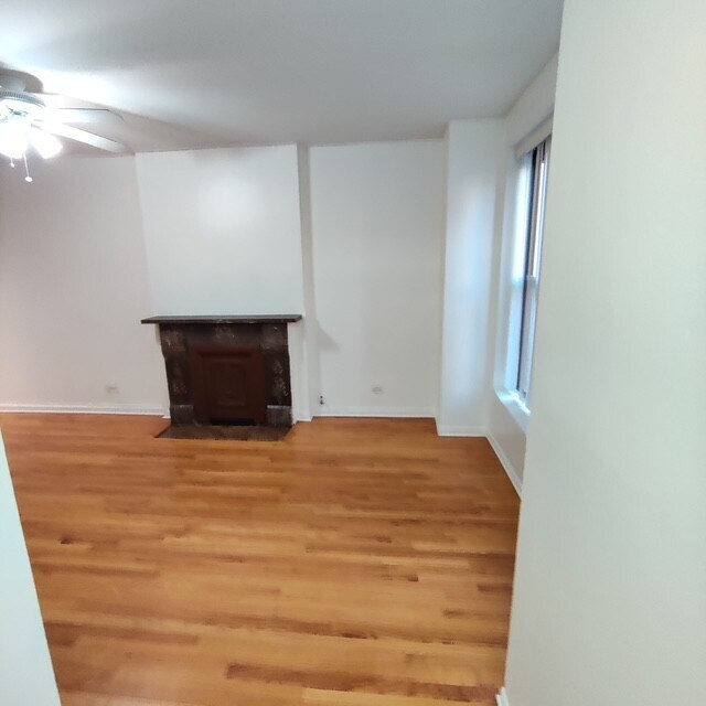 Foto del edificio - 619 S Loomis St