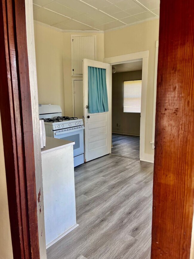Building Photo - 2 Bedroom 1 Bath Home in Lonoke
